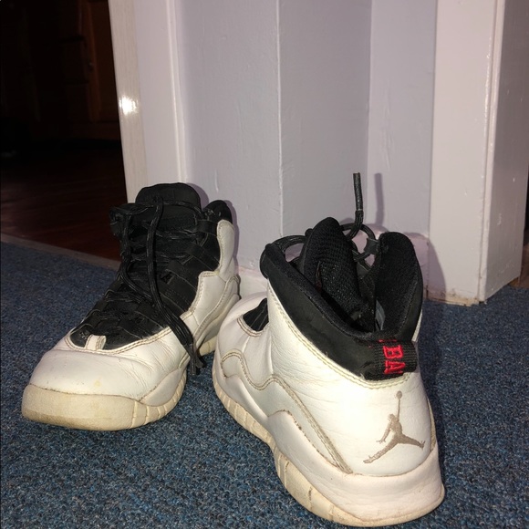 buy old jordan shoes